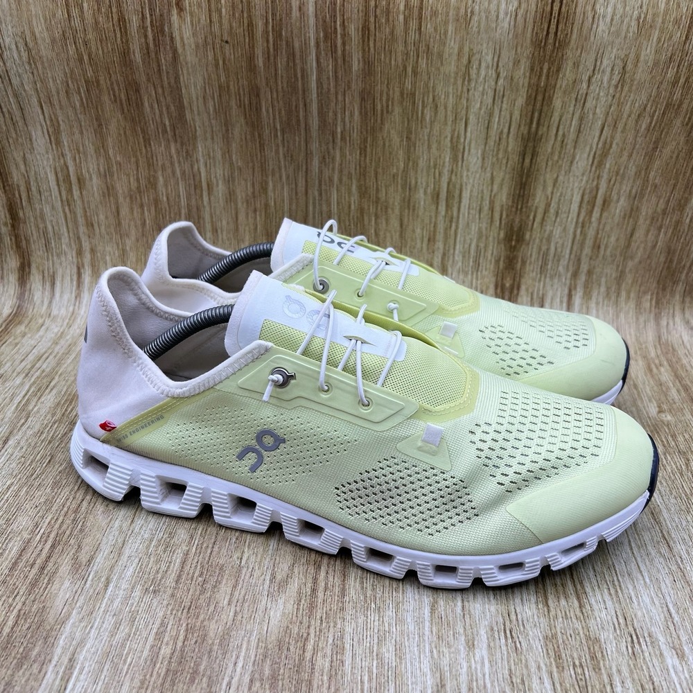 On Cloudcoast Running Shoes Men's Size 12 Lime White Mesh CloudTec 3MD10531077